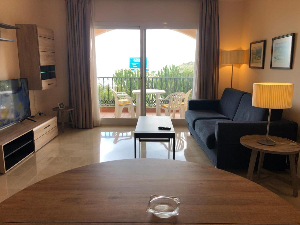 Fantástico Apartamento con vistas al mar zona Club la Costa Castillo Fuengirola Esterno foto