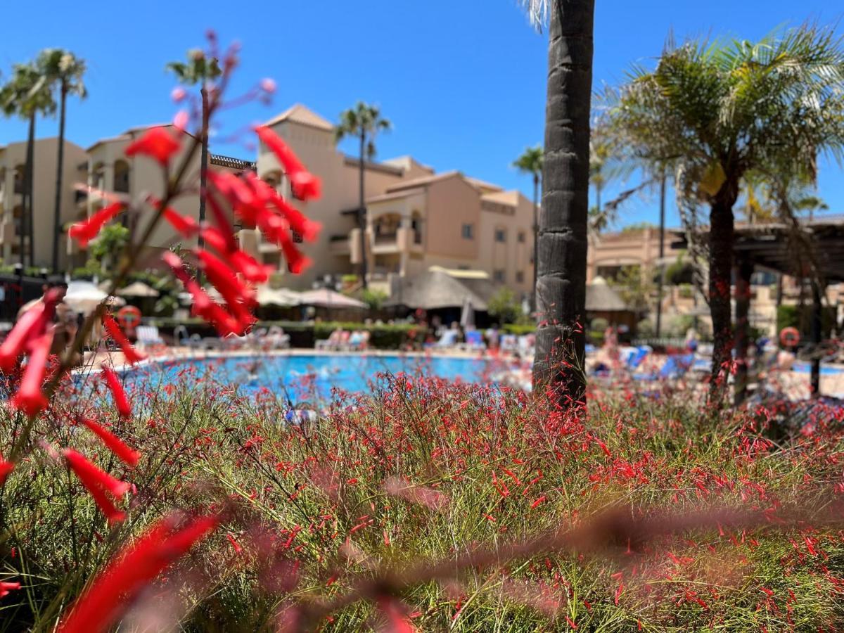 Fantástico Apartamento con vistas al mar zona Club la Costa Castillo Fuengirola Esterno foto