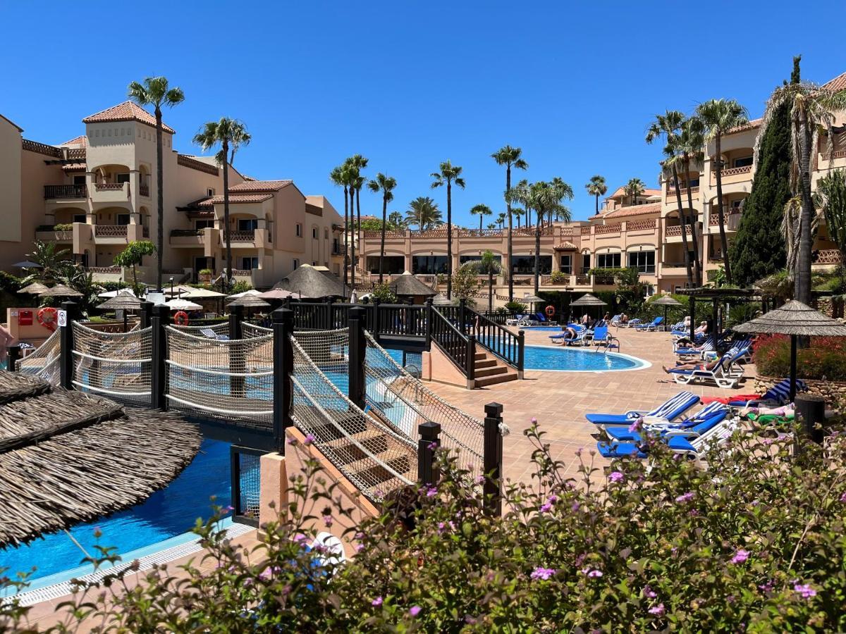 Fantástico Apartamento con vistas al mar zona Club la Costa Castillo Fuengirola Esterno foto