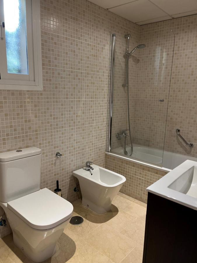 Fantástico Apartamento con vistas al mar zona Club la Costa Castillo Fuengirola Esterno foto