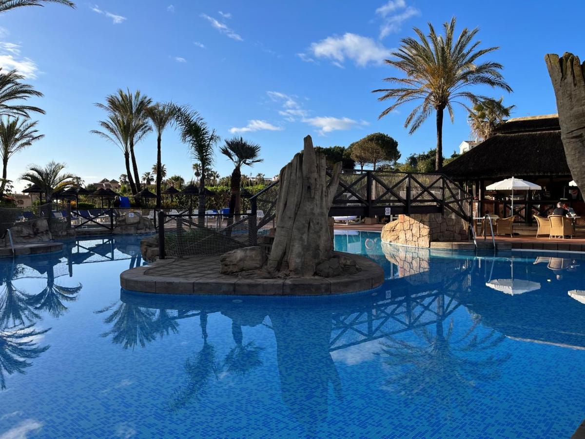 Fantástico Apartamento con vistas al mar zona Club la Costa Castillo Fuengirola Esterno foto