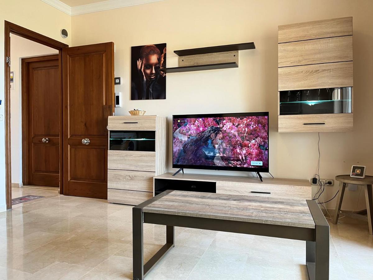 Fantástico Apartamento con vistas al mar zona Club la Costa Castillo Fuengirola Esterno foto